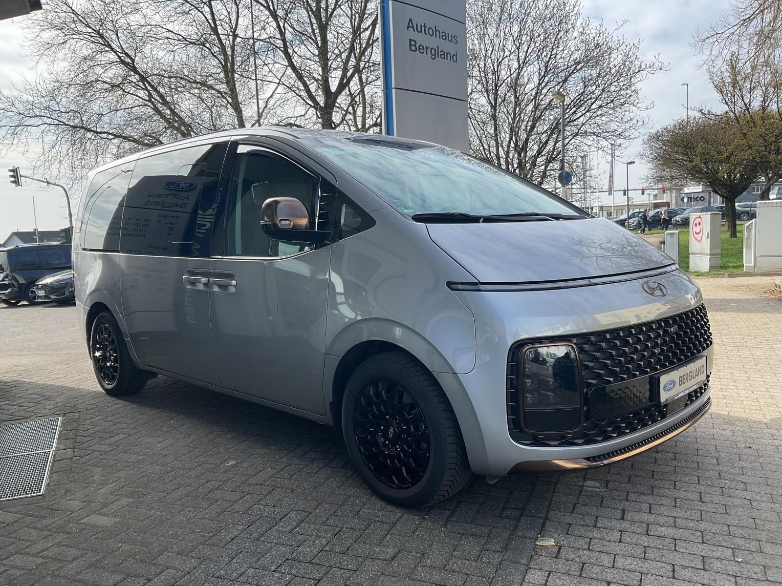 Hyundai Staria – Bild 3