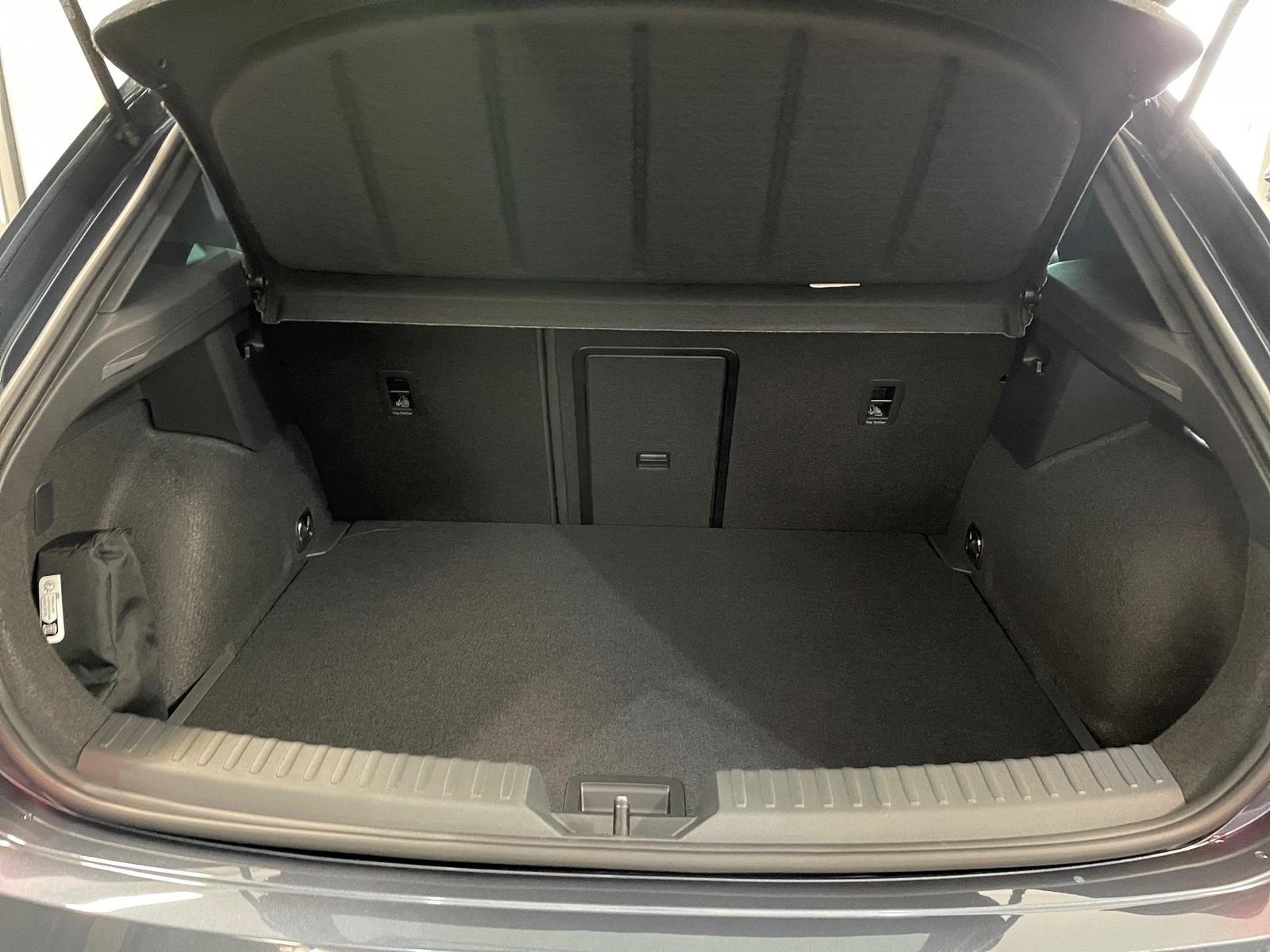 Cupra Leon 2.0 TSI VZ *SENNHEISER*PANO*KAMERA*, миниатюра 16