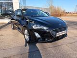 Ford Focus Titanium X MHEV+PDC+NAV+DAB+LED+LMF+KeyFre - mit Benzin-Antrieb: Beheizbares Lenkrad