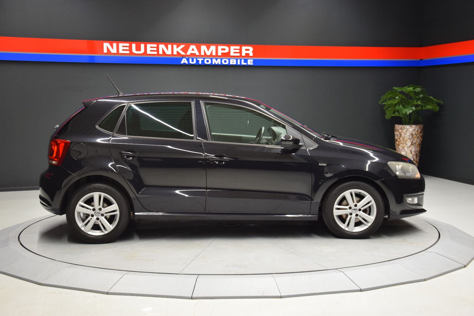 Fahrzeugabbildung Volkswagen Polo V Match Klima Sitzhz PDC 2.Hd