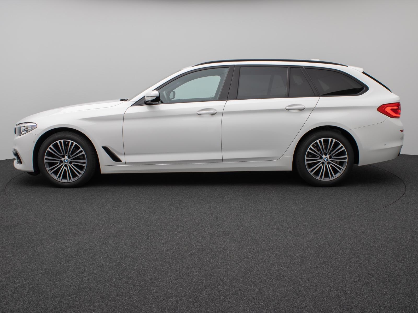 BMW 520d xD Tour Sport Line Pano H/K Exklusiv Paket