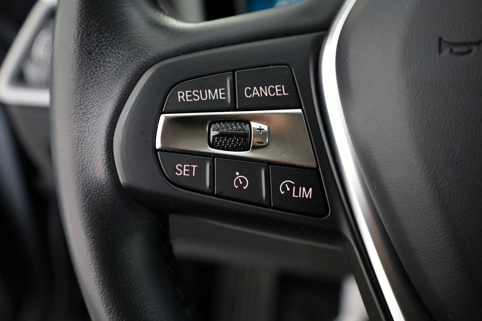 Fahrzeugabbildung BMW 320e Touring Advantage Leder,Navi,LED,Kamera,AHK