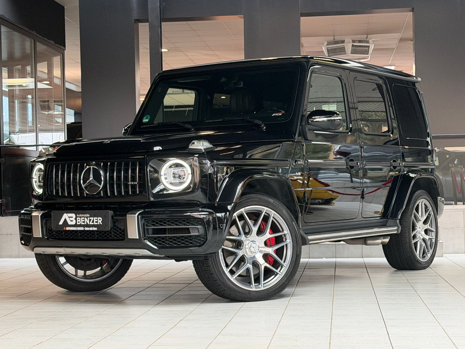 Fahrzeugabbildung Mercedes-Benz G 63 AMG/SUPERIOR/MASSAGE/MANUFAKTUR/