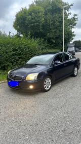 Toyota Avensis 1.8 L Benzin - Toyota Avensis in Stuttgart