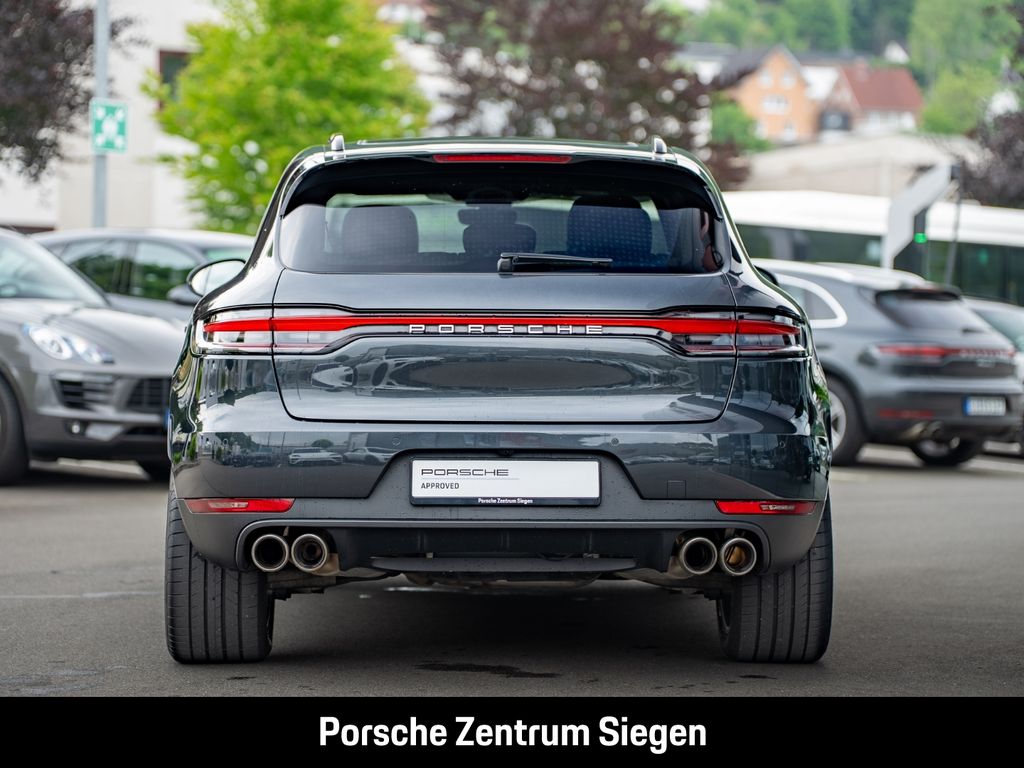 Porsche Macan S