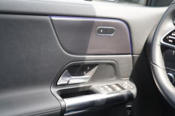 صورة مصغرة 14 لـ 2023 Mercedes-BENZ EQA