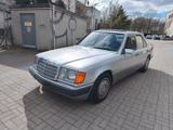 Mercedes-Benz 200 - gebrauchte Mercedes-Benz 200 aus dem Jahr 1990
