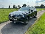 Volkswagen Touareg 3.0 V6 TDI 210kW 4MOTION Tiptronic - - Volkswagen Touareg: 2.0