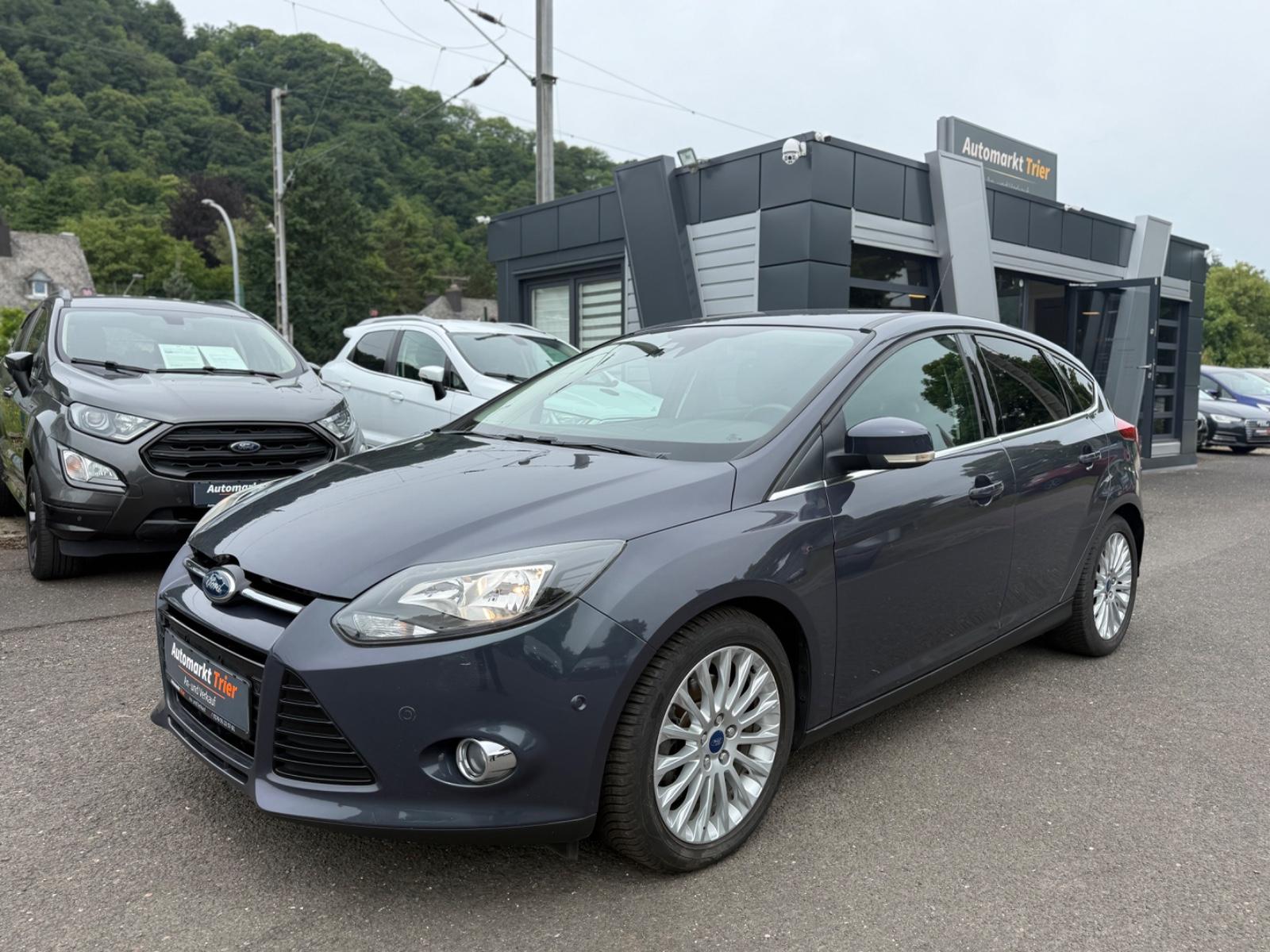 Ford Focus Lim. Titanium! TÜV NEU! Bluetooth! Sitzh.!