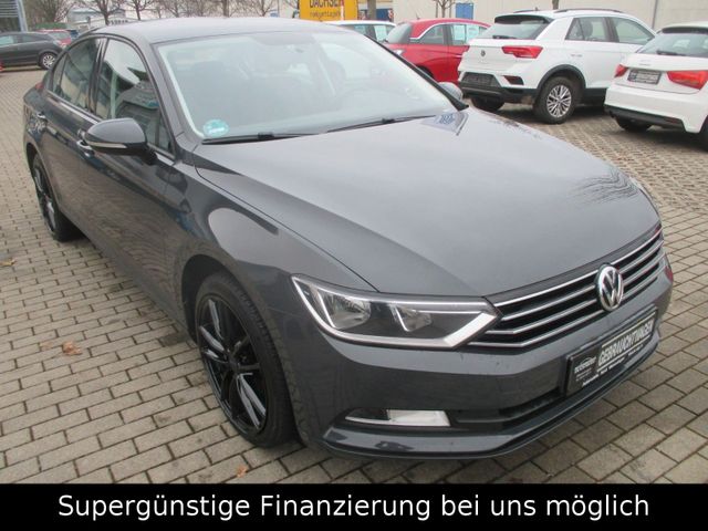 Volkswagen Passat Lim. Trendline BMT,GARANTIE,KLIMA,AHK,1-H