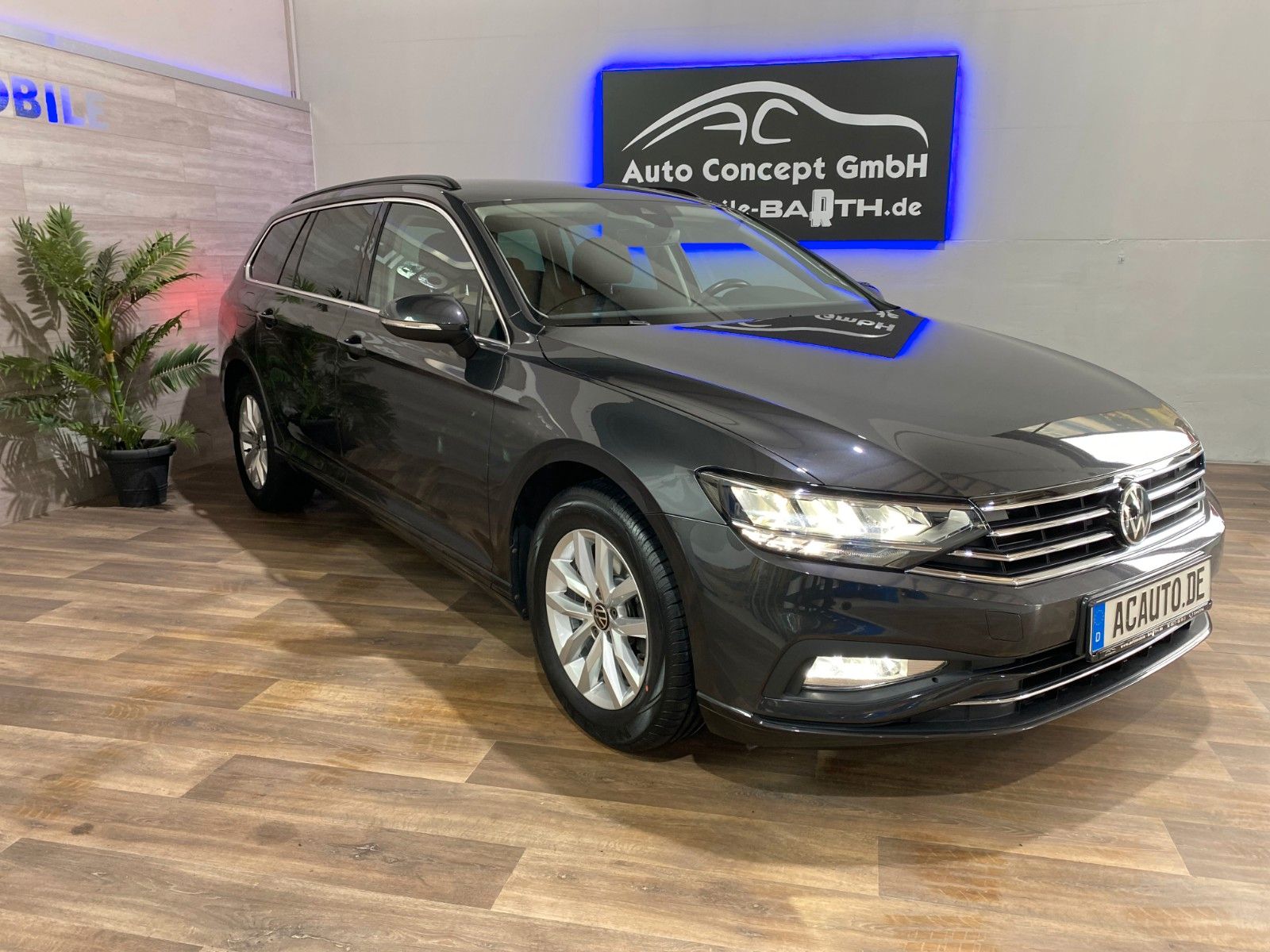 Fahrzeugabbildung Volkswagen Passat Variant Business 2,0TDI *LED*NAVI *ASSIST