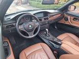 BMW e93 LCI 320d großes Navi Aut. Leder Scheckheft - BMW 320 mit Diesel-Antrieb: Cabrio, Automatik