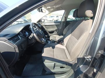 Skoda Octavia - 8