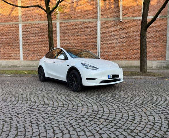 Tesla Model Y Hinterradantrieb RWD RWD