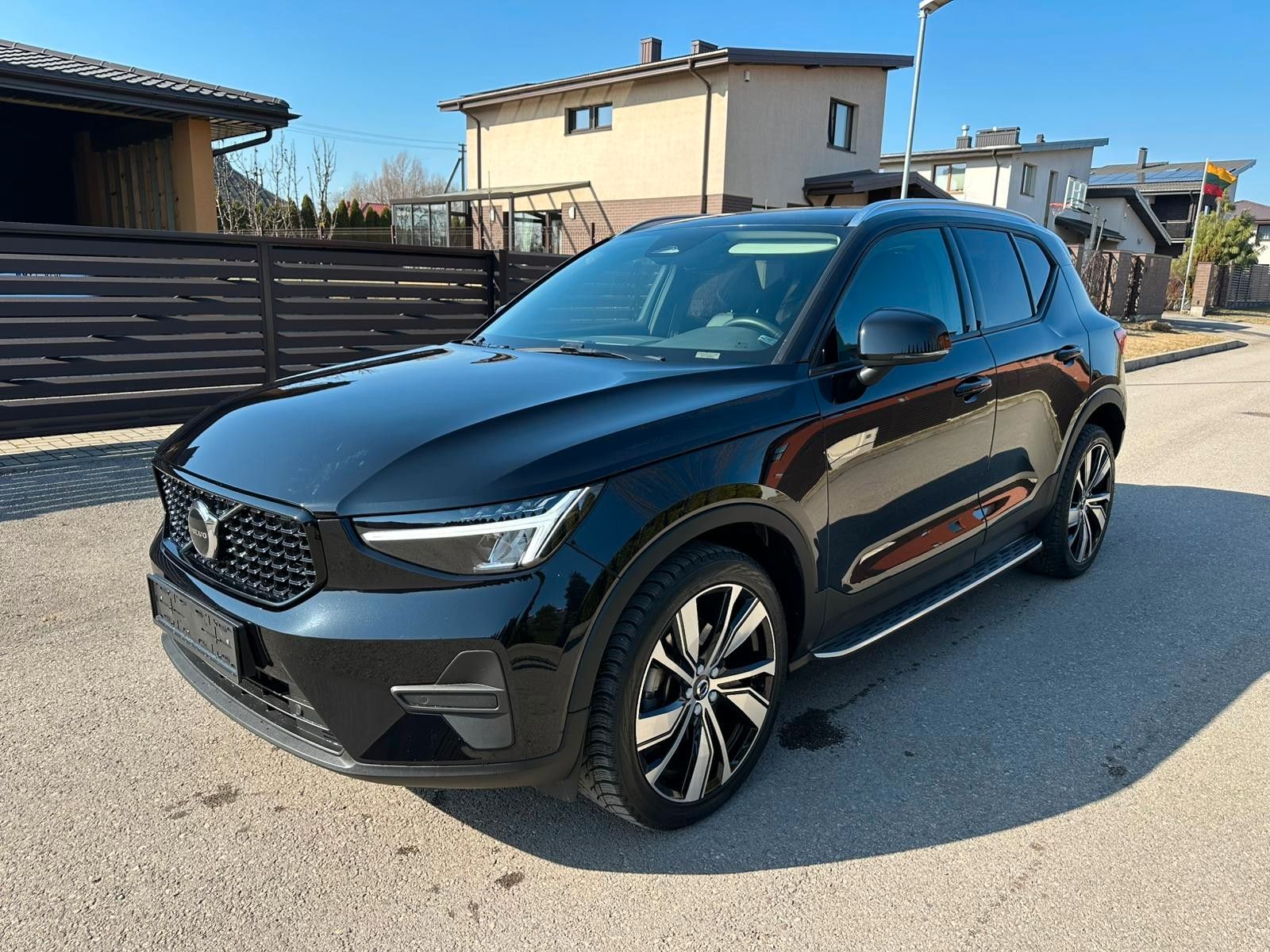 Volvo XC 40 XC40 Core 2WD imagem 3