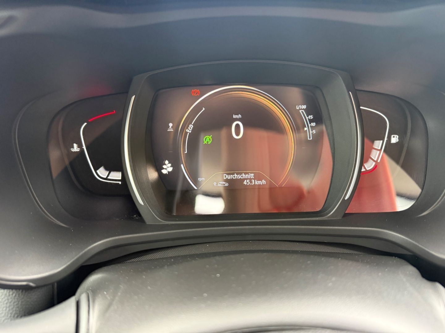 Fahrzeugabbildung Renault Kadjar Experience AHK CarPlay Temp klima Keyless