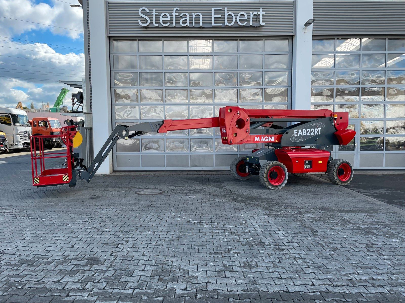 Fahrzeugabbildung Andere Magni EAB22RT 4x4 / 22m / nur 5h! / 2024
