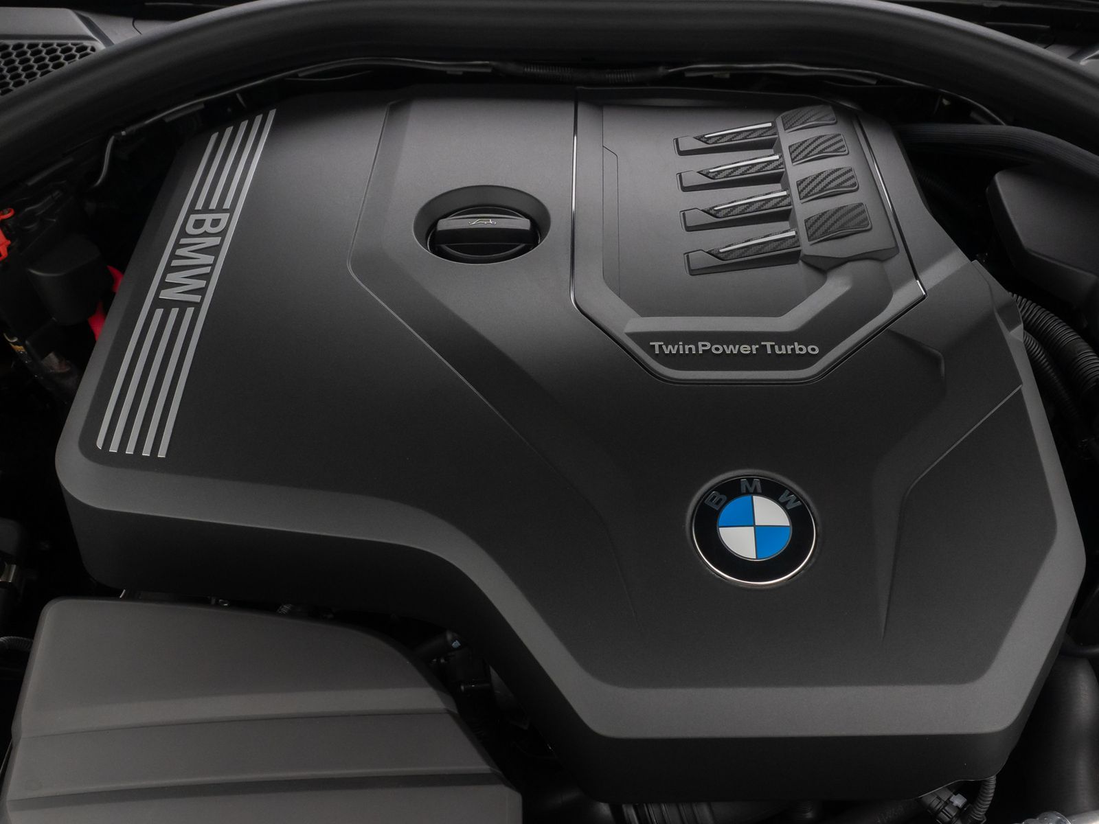 Fahrzeugabbildung BMW 330i Panoram Kamera HUD DAB H/K Komfort Alarm