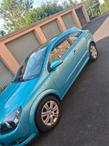 Opel Astra GTC 1.8 ECOTEC Edition 111 Jahre Editi... - Opel Astra: Coupe, 8.1