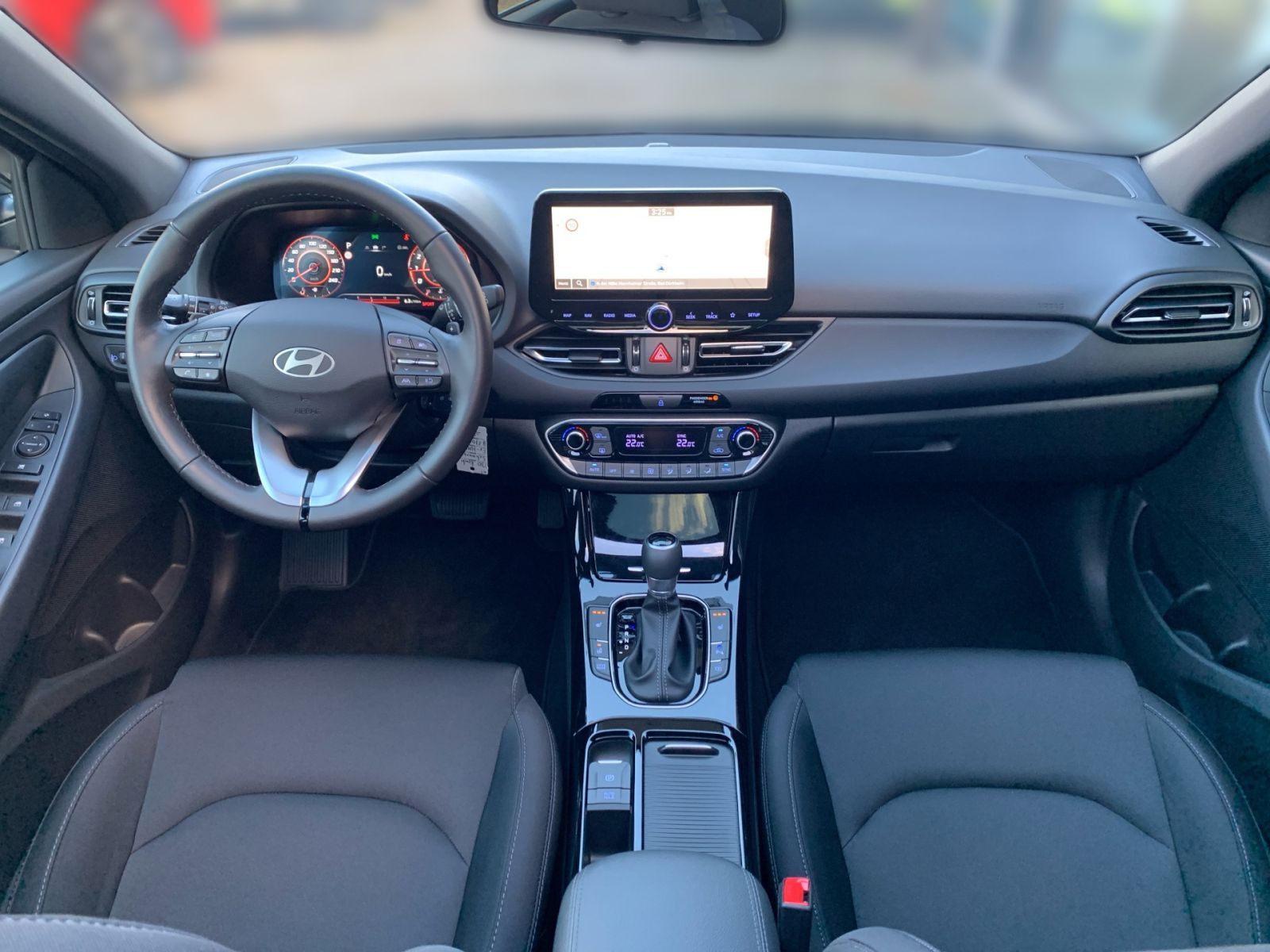 Fahrzeugabbildung Hyundai i30 Kombi 1.5 T-GDI 7-DCT Advantage Mild-Hybrid