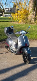 Vespa GTS 125 i-Get SuperSport Akrapovic 5499€ VB - VESPA ROLLER GTS 125 I SUPER