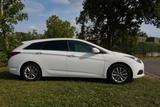 Hyundai i40 FL CW blue Trend 1.6 GDI AHK abnehmbar - Hyundai i40 mit Benzin-Antrieb: Kombi, 1.6