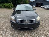 Toyota Avensis 2.4 Executive Lim. - Toyota Avensis Executive mit Benzin-Antrieb