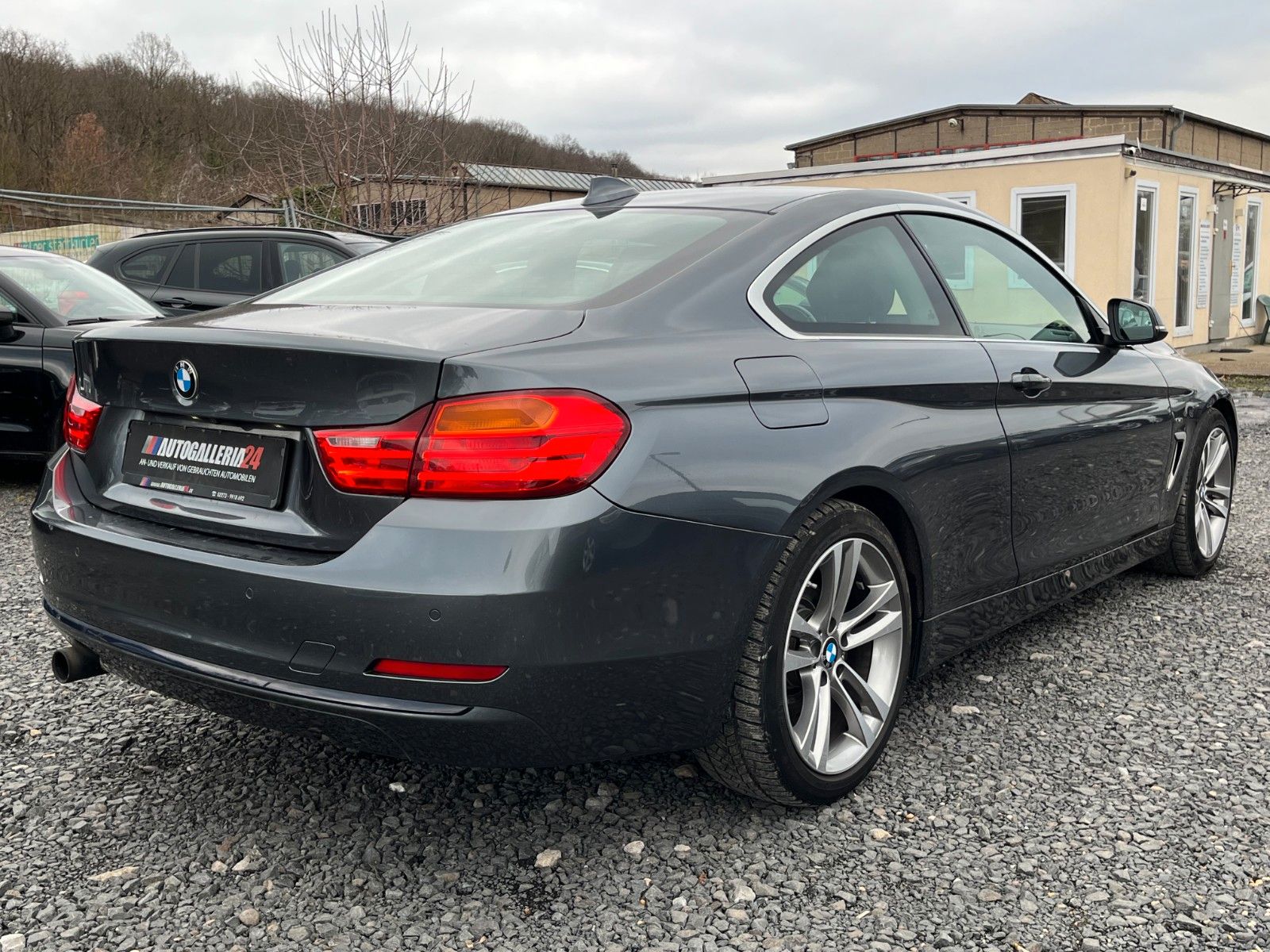 Fahrzeugabbildung BMW 420i Aut. SPORT LINE Navi Xenon Leder AH M SPORT