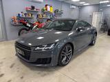 Audi TT Coupé 2.0 TFSI Design - Audi TT: Aud