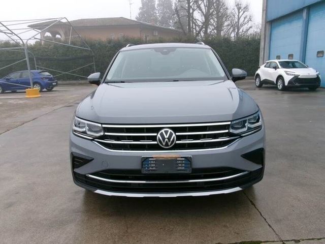 Autres Volkswagen Tiguan 2.0 TDI 150 CV SCR DSG Eleganc