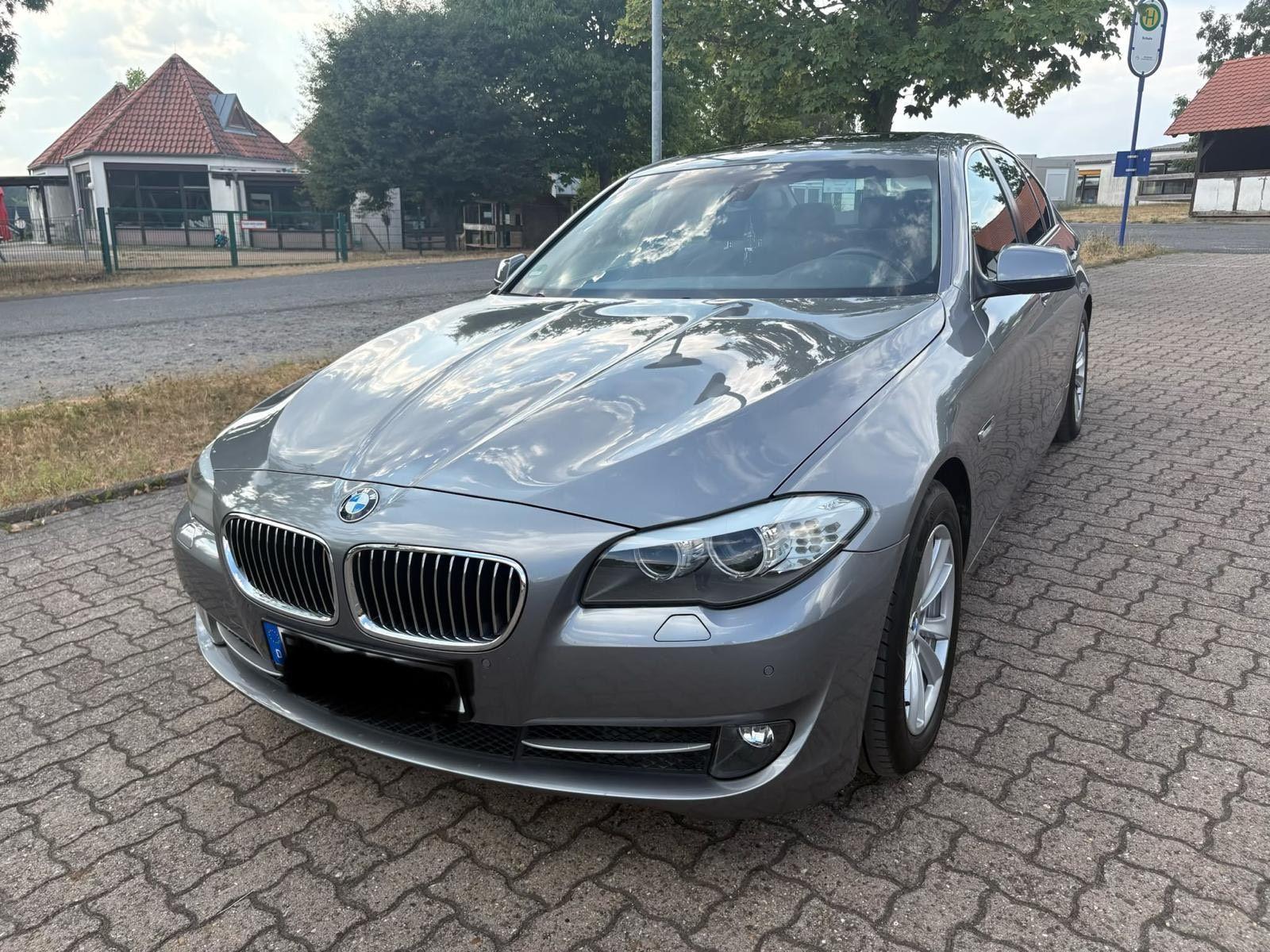 BMW 523