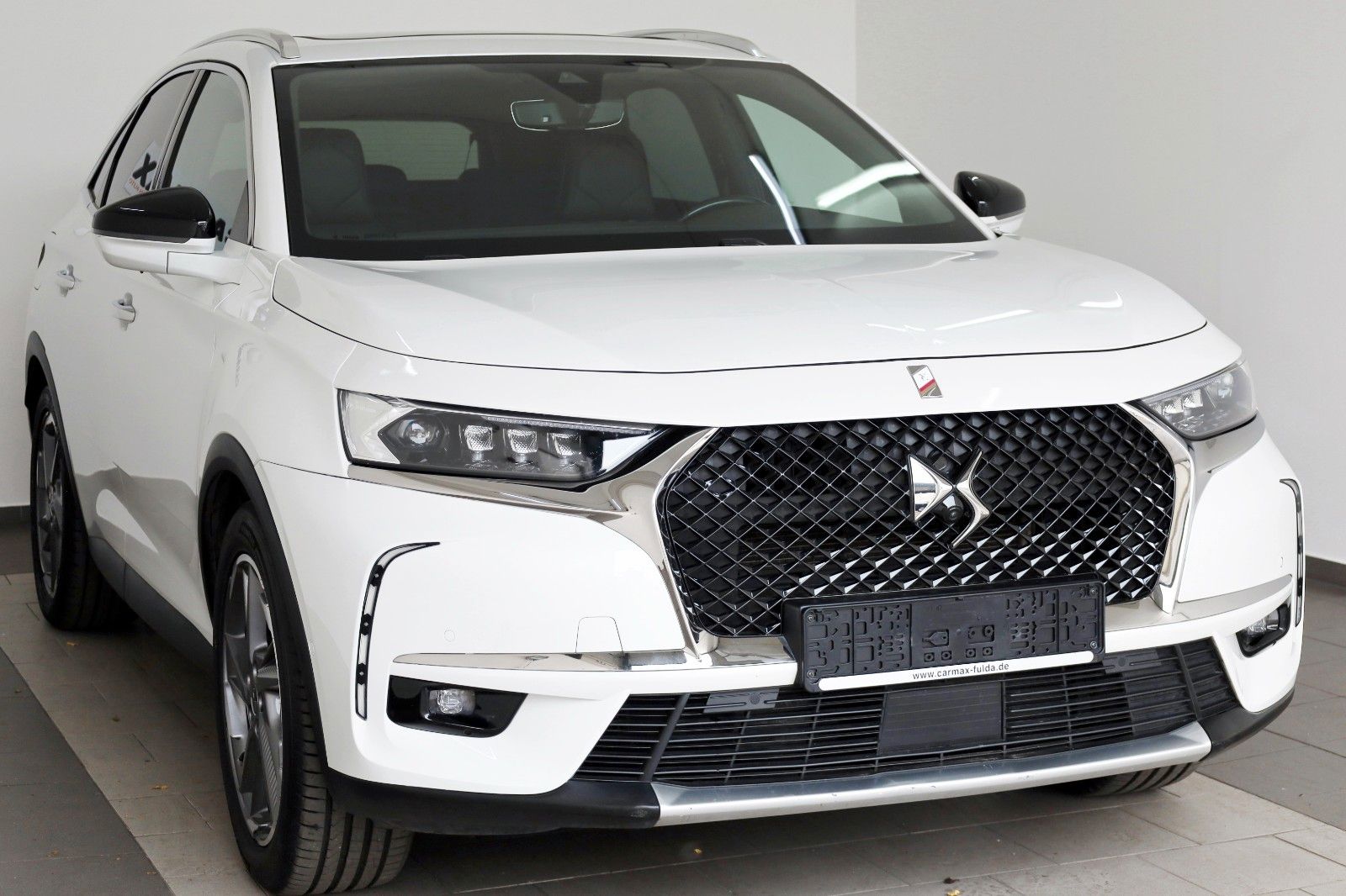 Fahrzeugabbildung DS Automobiles DS7 Crossback E-Tense 4x4 300 Opera Night Vision
