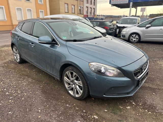 Volvo V40 Summum