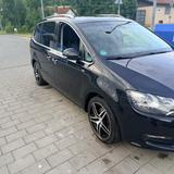 Volkswagen Sharan 2.0 TDI DSG 130kW Pano Dynaudio 7 Sitzer - VW Sharan mit Schiebedach