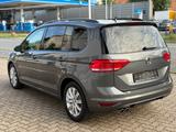 Volkswagen Touran Highline BMT/7SITZER/NAVI/KAMERA/TÜV NEU - Volkswagen Touran mit Diesel-Antrieb: mit Anhängerkupplung