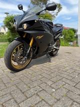 Yamaha YZF-R1 RN22