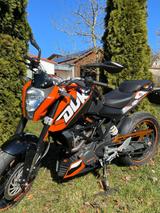 KTM duke 200 - KTM VON 126 BIS 250 CCM