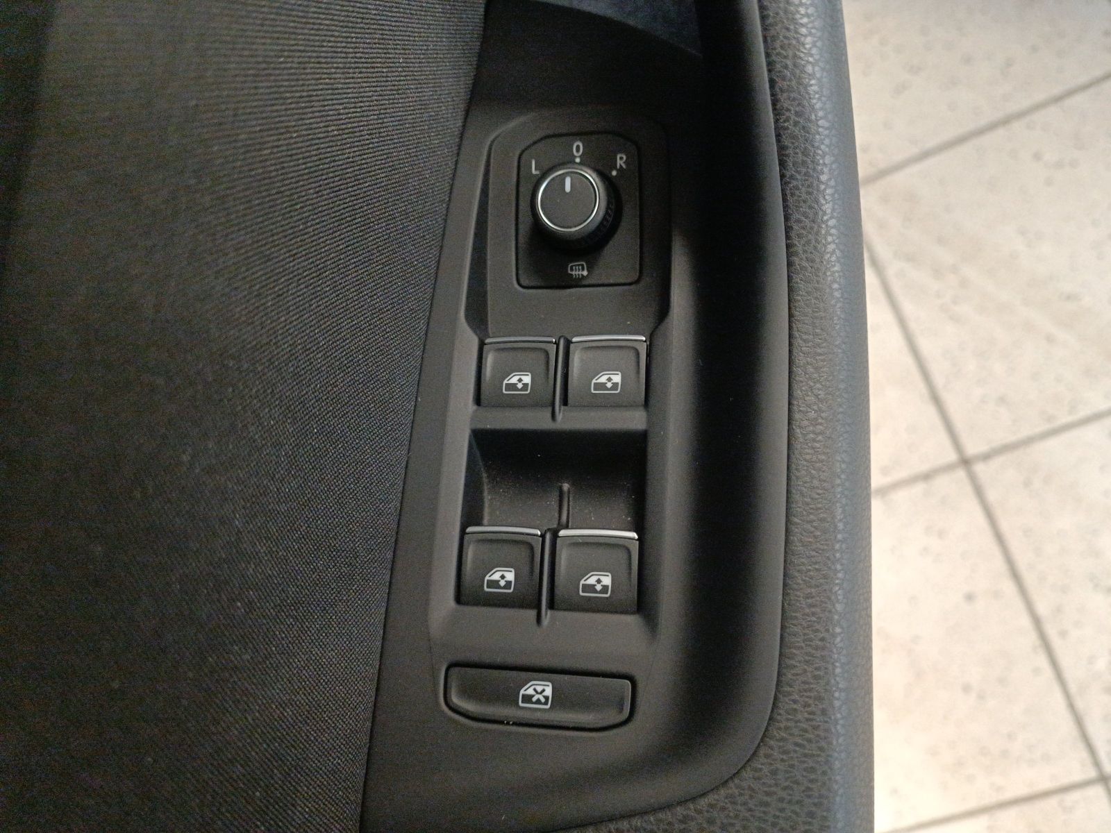 Volkswagen Passat - Bild 16