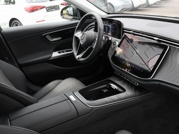 Mercedes E 200 - 4