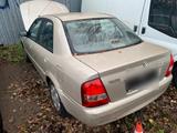 Mazda 323 Automatik Klima - gebrauchte Mazda 323 aus dem Jahr 2001