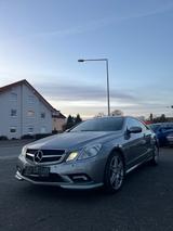 Mercedes-Benz E 350 Coupe AMG-LINE/H&K/SPORTFAHRWERK/PANODACH - Mercedes-Benz E 350: Sport
