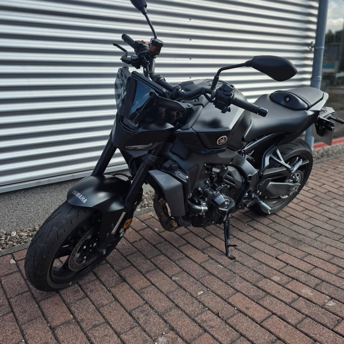 Yamaha MT09 YAMT Gilles Scheibe M. Schutz