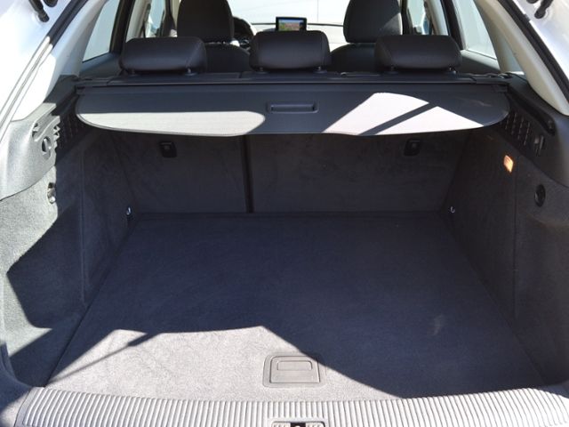 Q3 Sport 1.4 TFSI XENON/17-ZOLL/NAVI/APS/KLIMAAU