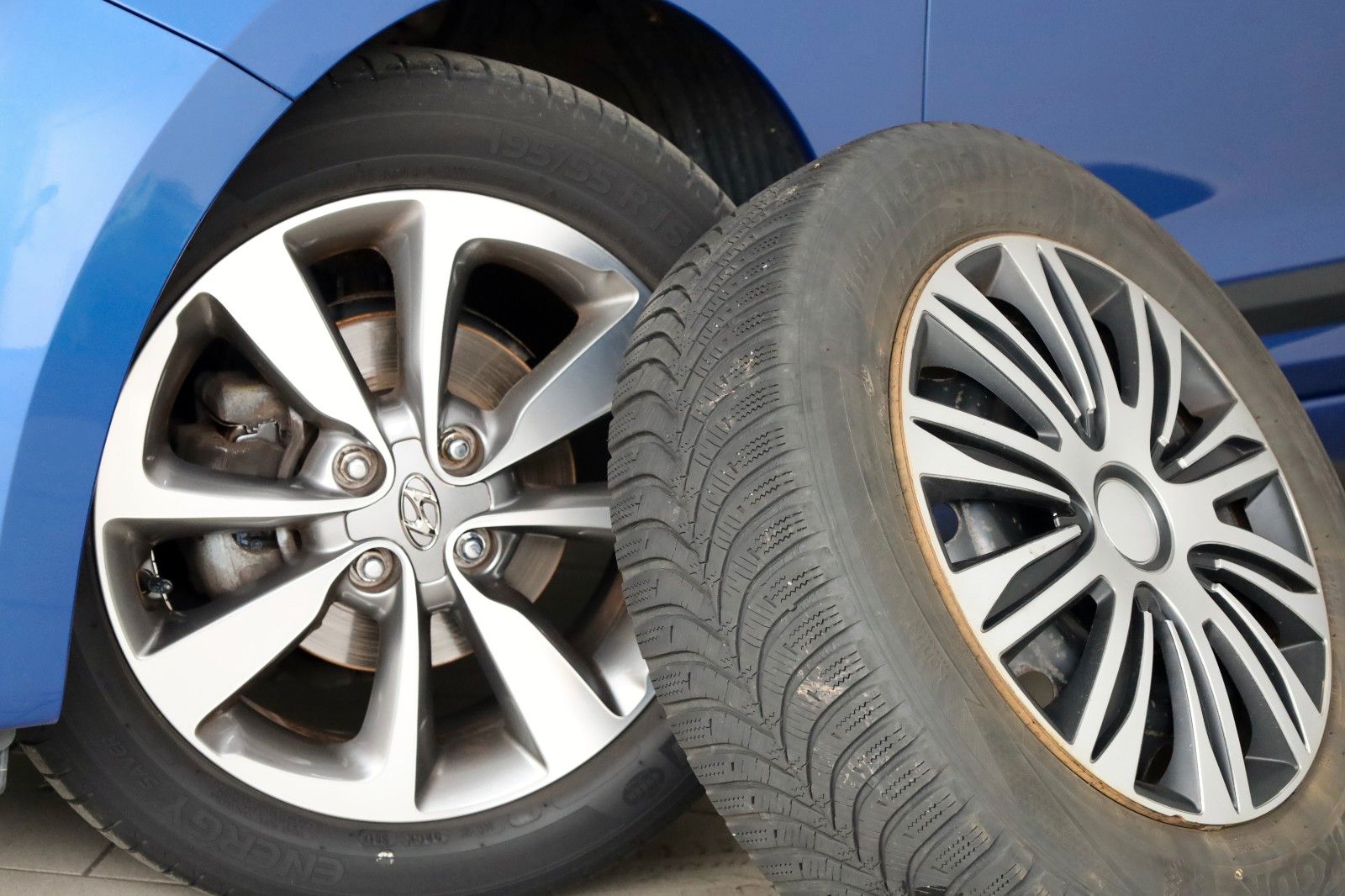 Fahrzeugabbildung Hyundai i20 Passion + Navi,SH,PDC,SR+WR