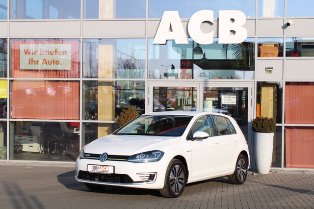 Volkswagen VII e-Golf Wärmepumpe CCS-Lader digital Cockpit