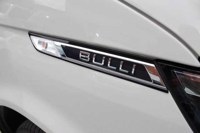 Volkswagen T6.1 Kasten Kombi 150PS DSG LED Navi ALU Extras