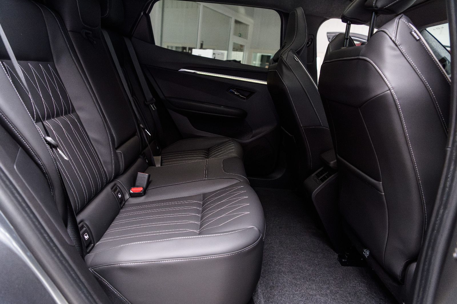 Fahrzeugabbildung Mitsubishi Eclipse Cross Luxury *22KW Laden