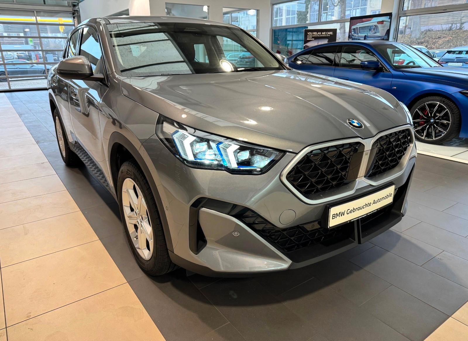 BMW X2 20i sDrive + AHK
