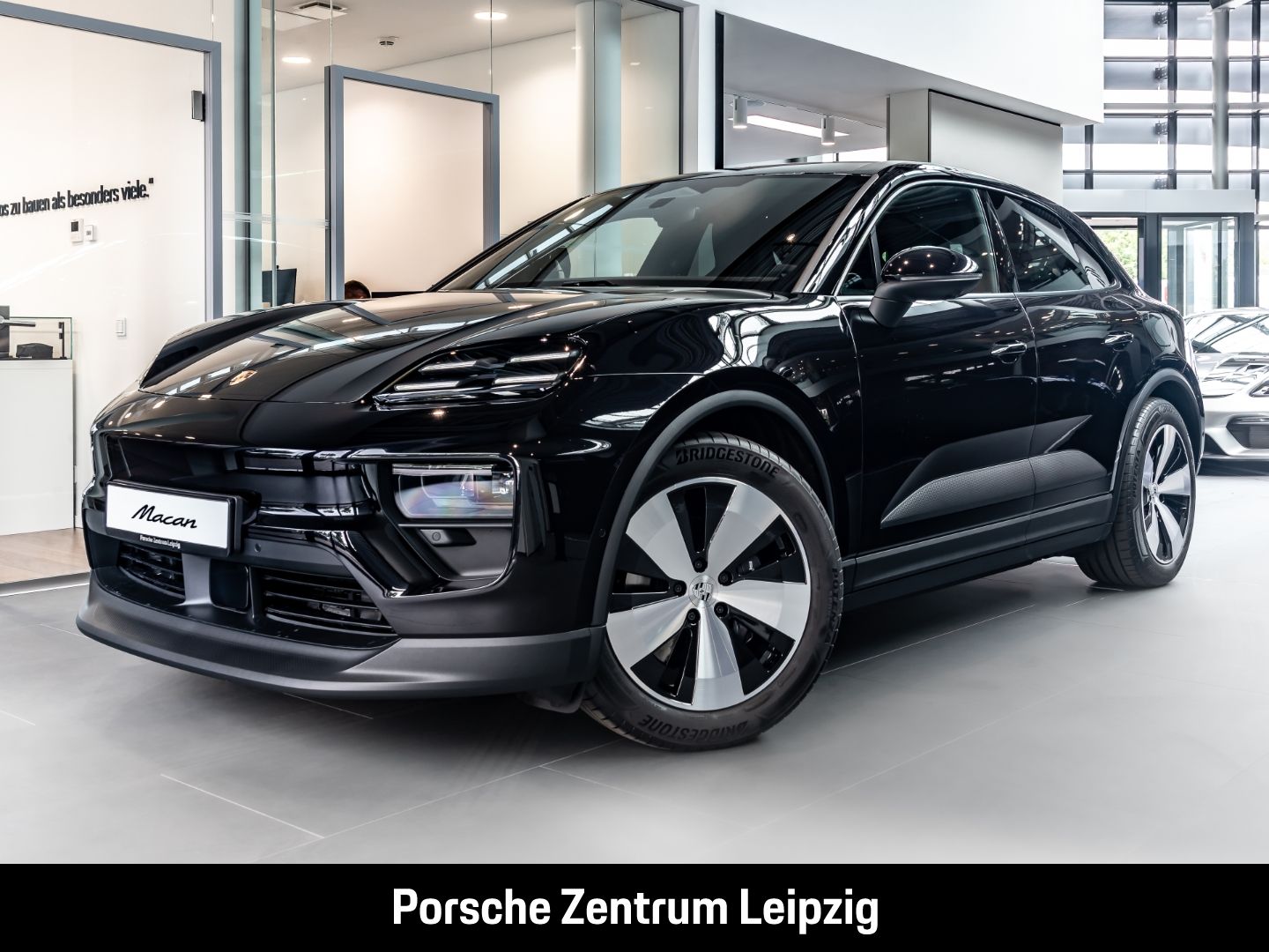Porsche Macan Electric 360Grad Bose Spur LED