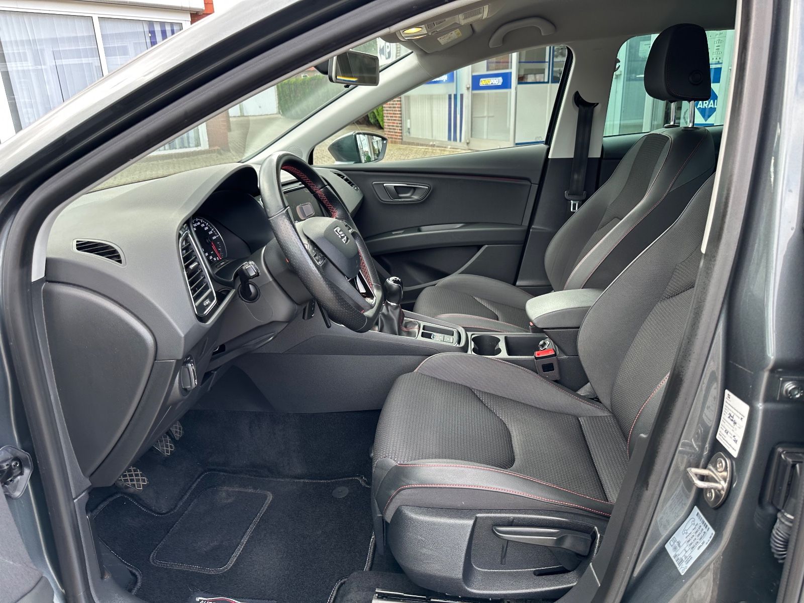 Fahrzeugabbildung SEAT Leon ST 1.4 TSI ACT FR LED/GRA/SHZG/EPH